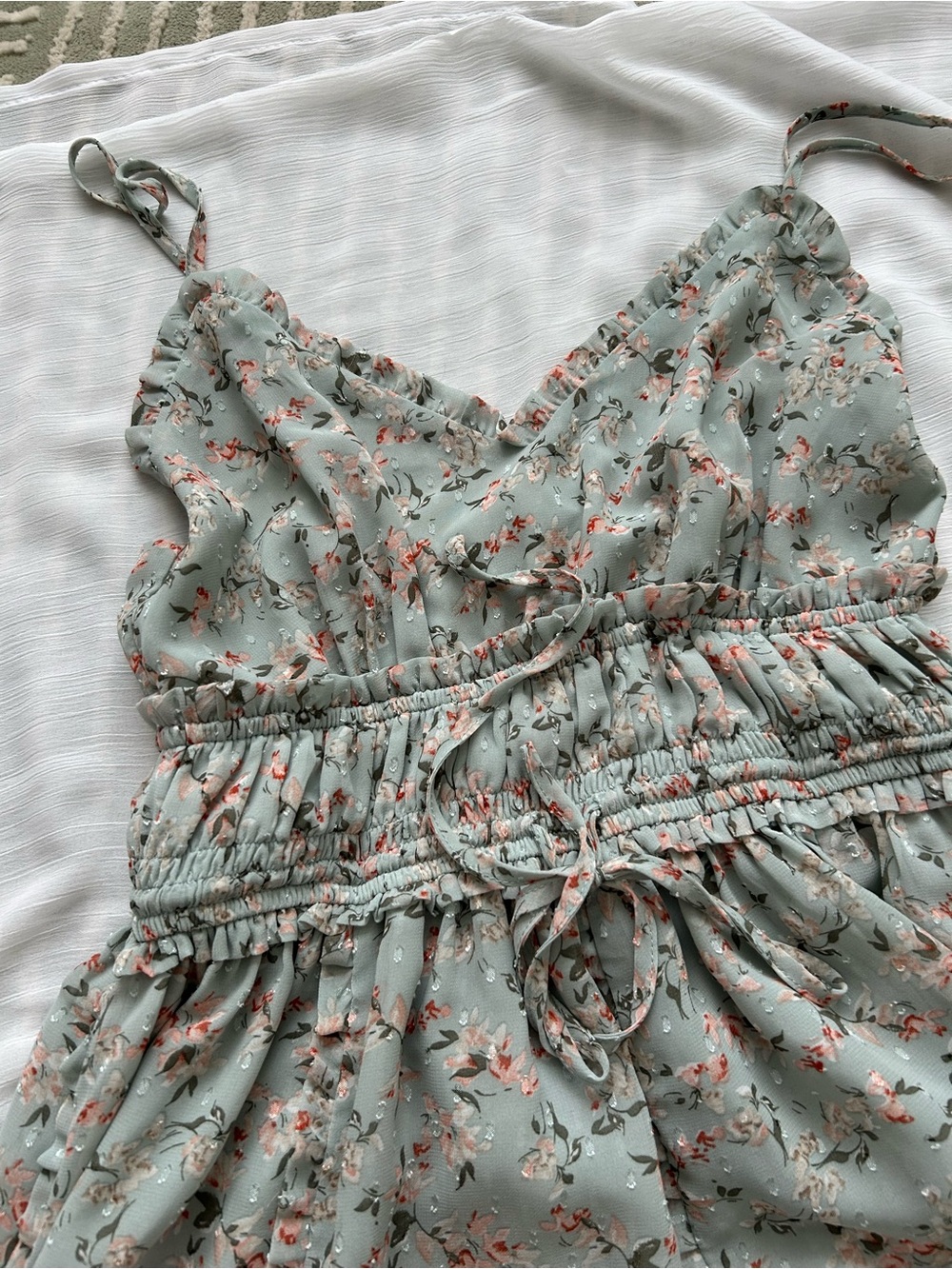Breath of Youth - Magical Rose Petals on the Floor Dress - Small - Picture 4 of 9